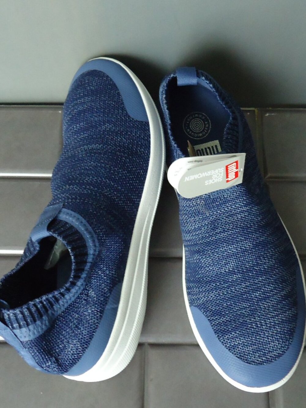 SIZE 10. Fitflop uberknit slip on sneakers shoes.